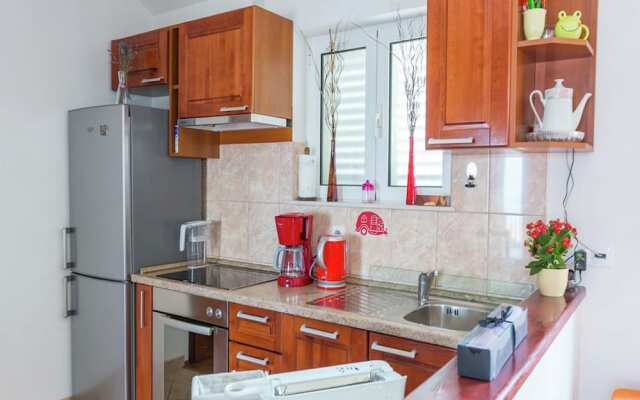 Seaview Apartment in Cavtat Dalmatia With Garden