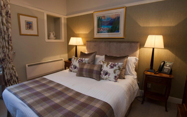 Port Charlotte Hotel