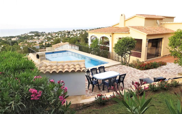 Cozy and authentic Spanish villa