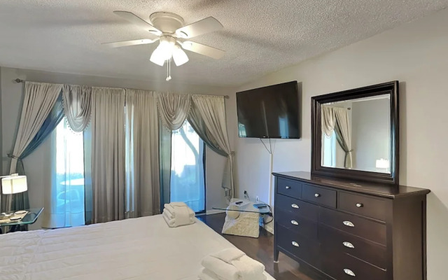 Edgewater Villa #2005