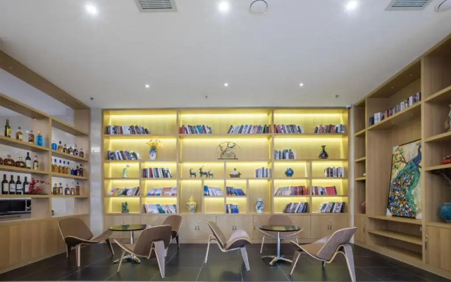 Shenyang Biguiyuan Datong Lake Subway Station Jinjiang Metropolo Hotel
