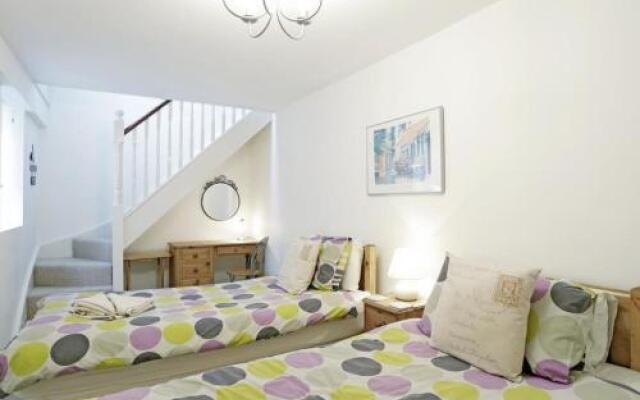 Holiday Home High Street 3