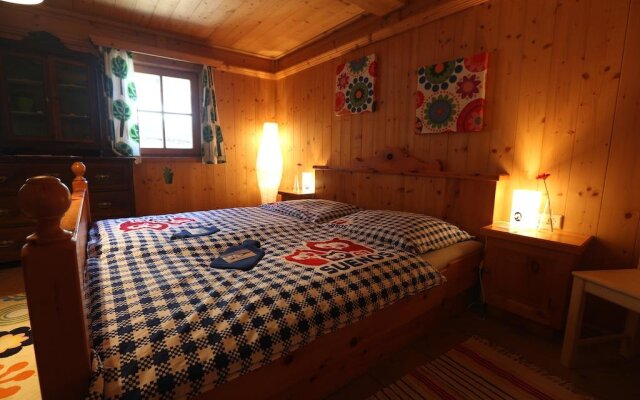 Bluebirdmountain Hostel