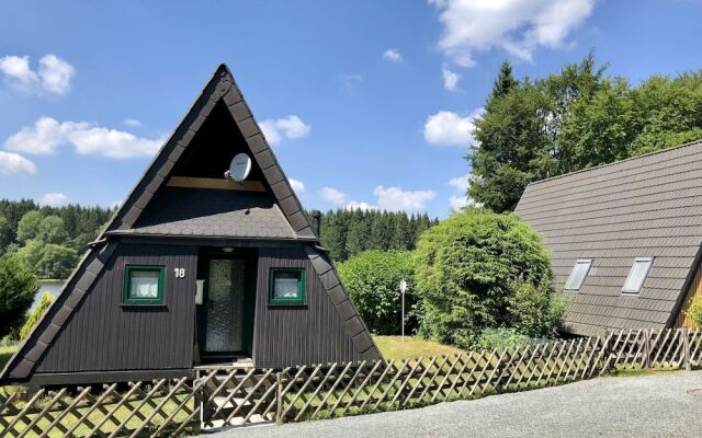 Wooden chalet with oven, in Oberharz near a lake