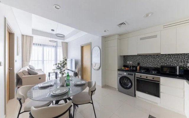 Cozy 2BR in Business Bay Aykon Tower