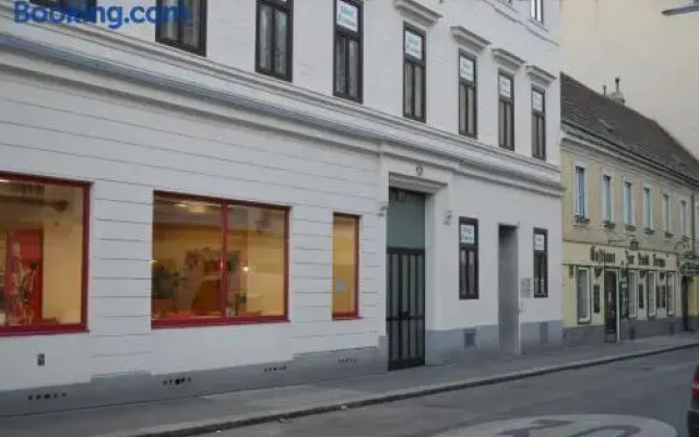 Hotel Pension Walzerstadt