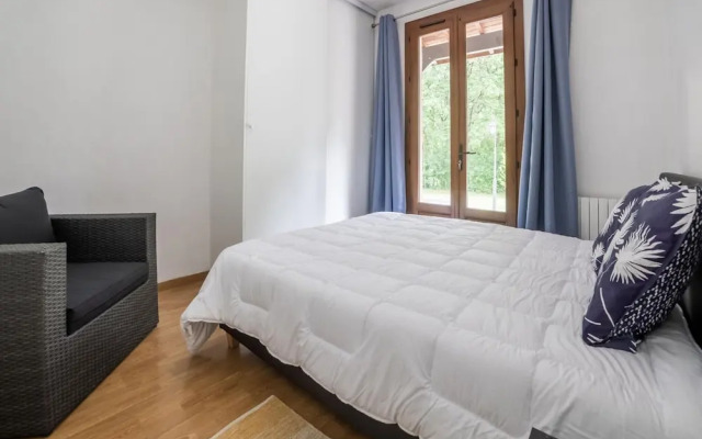 Dordogne Poolside Escape