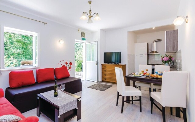 Nice Home in Bosanka With Wifi and 3 Bedrooms