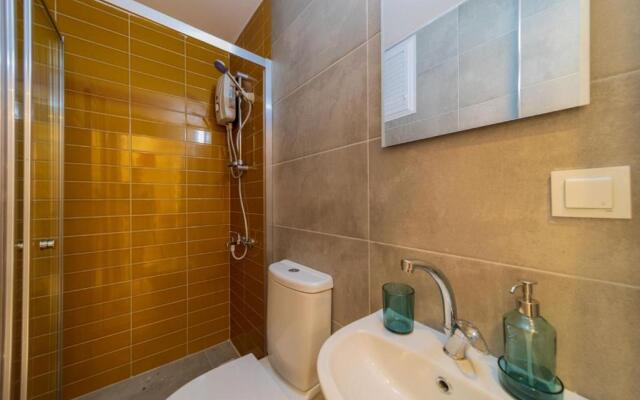Vibrant and Central Apartment in Muratpasa