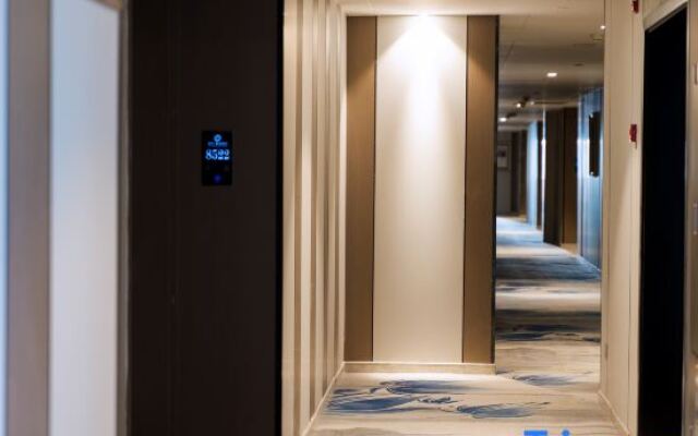 Xiangsheng Xinyi Hotel (Liansheng Happy City Jiujiang No.3 Middle School)