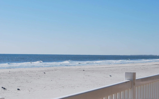 Tides Folly Beach, Charleston's Oceanfront Hotel