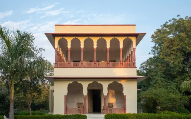 Shahpura Abhaneri Resort
