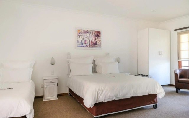 Houw Hoek Hotel