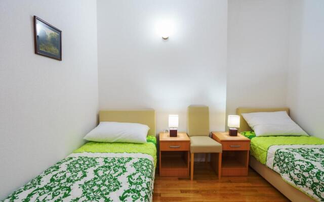 Apartments Zezelj