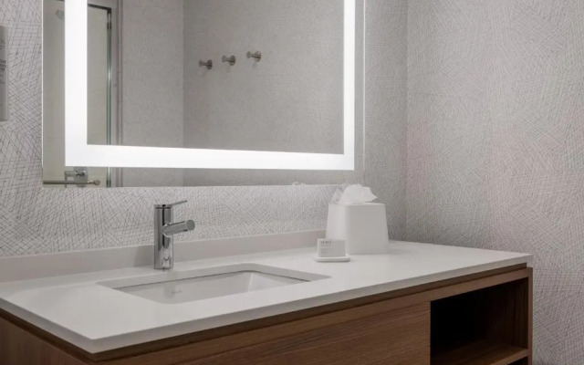 Home2 Suites by Hilton Houston Downtown Convention Center