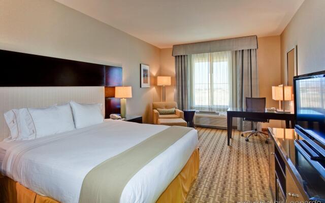 Holiday Inn Express & Suites Las Vegas SW - Spring Valley, an IHG Hotel