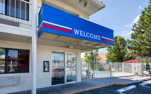Motel 6 Carson City, NV