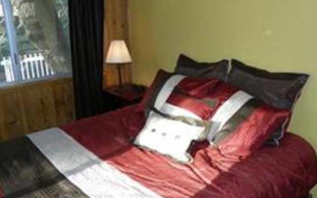 RedAwning A Buffalo House