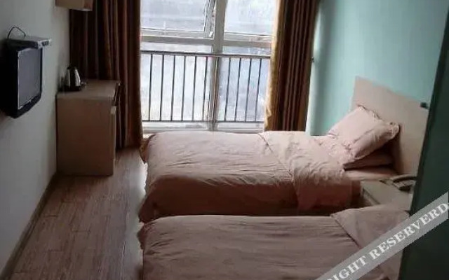 Wuhu 99 Express Hotel