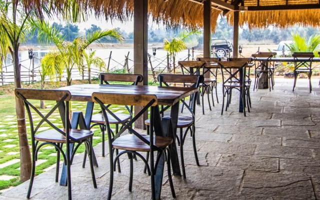 Karhandla Farm and Resort