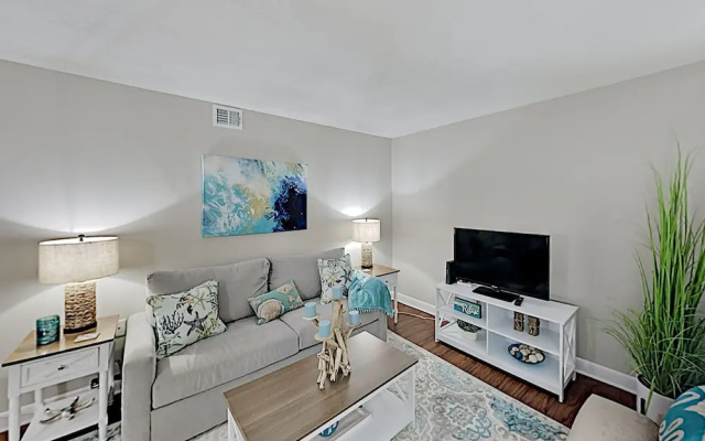 3211hhre 2 Bedroom Condo