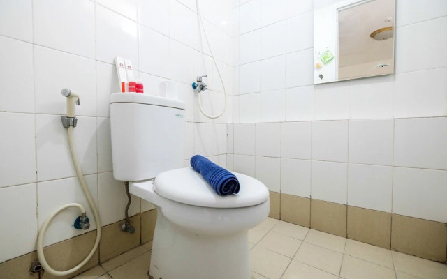 2BR Bassura City Apartment Connect to Pool