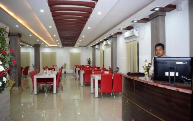 Hotel Akanksha Palace