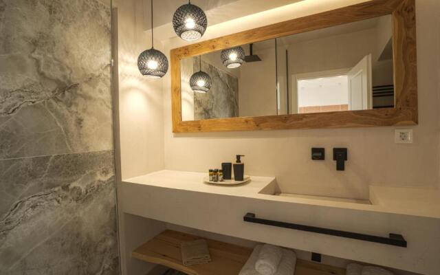 Sfakia Seaside luxury Suites