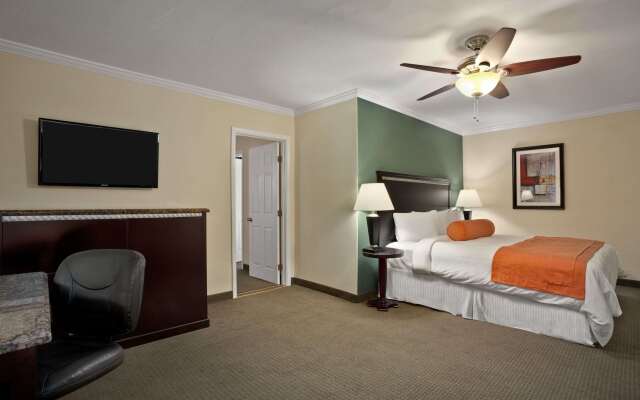 Travelodge by Wyndham Santa Maria