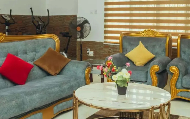 Rossy'S Apartments