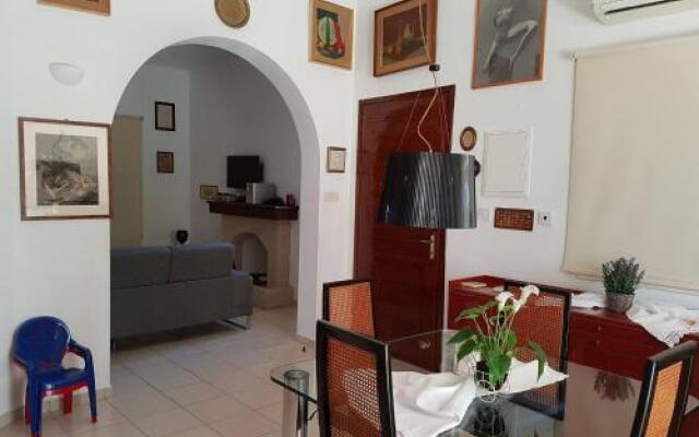 Giorgio Vacation House