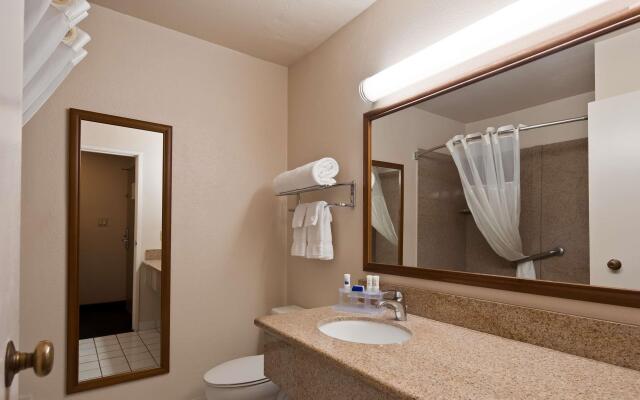 Best Western Village Inn