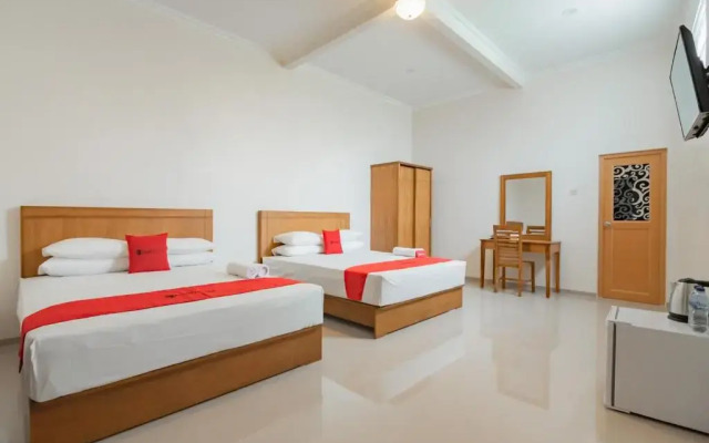 RedDoorz Syariah Plus @ Perintis Guesthouse Tasikmalaya