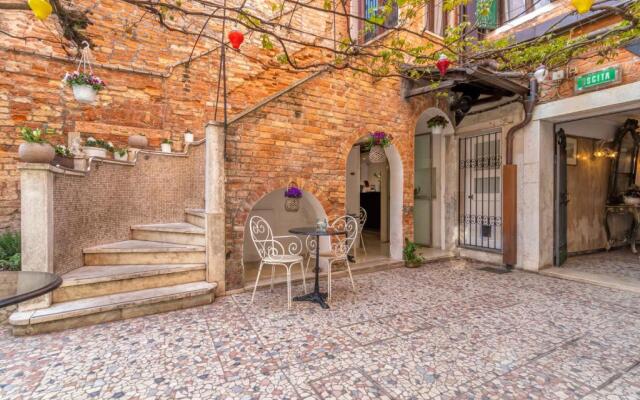 Casa Boccassini
