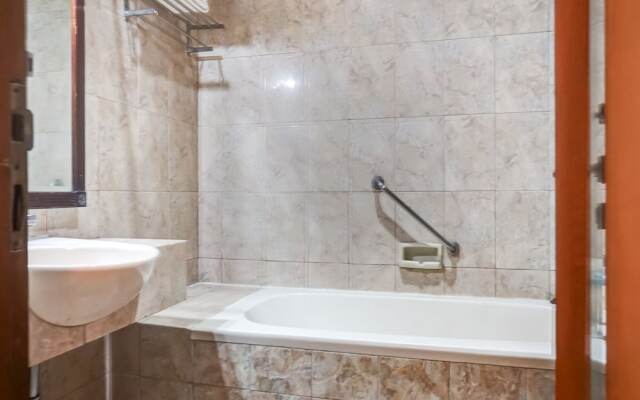 Collection O 91071 Hotel Desa Wisata Tmii