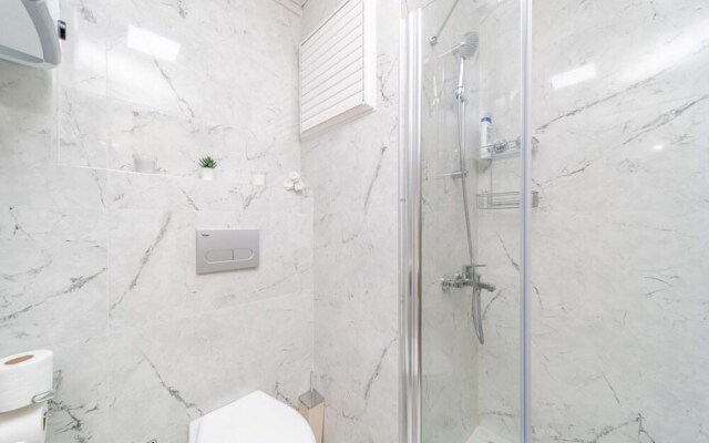 Superb Flat With Shared Pool in Kepez