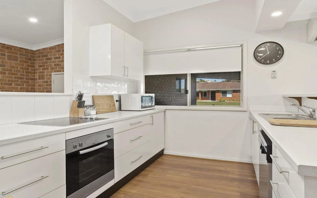 Blue Fish, 41 Boulder Bay Road