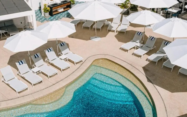 Oceanfront 3bd Penthouse Residence