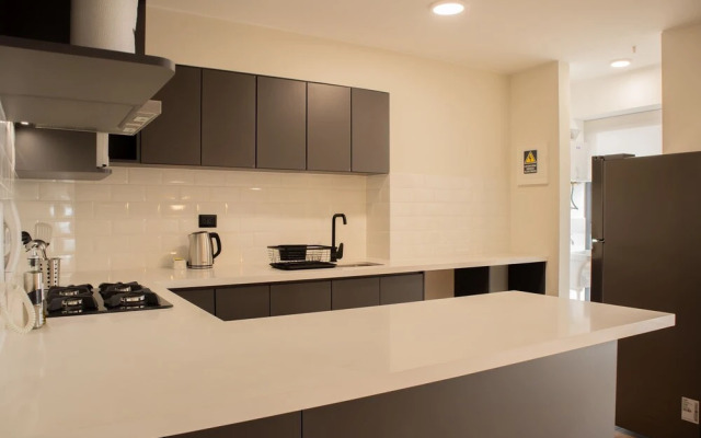 w Enchanting 1BR w Balcony in San Isidro