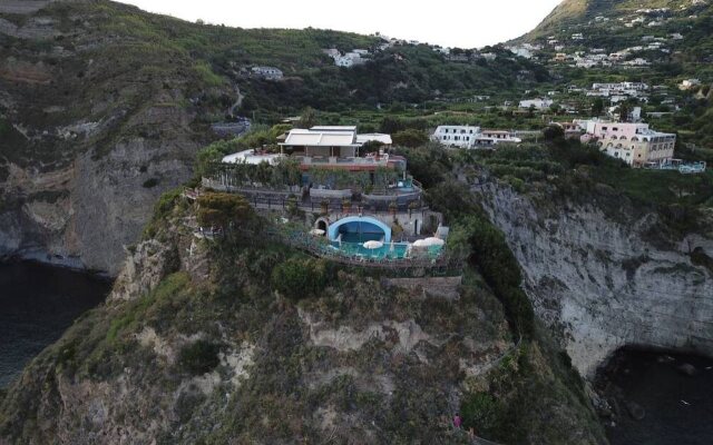 Punta Chiarito Resort