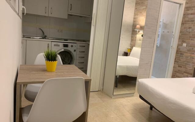 Yellow Centro La Latina Plaza Mayor