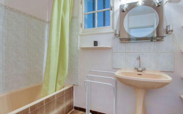 Le Hameau des Launes (SIG110)