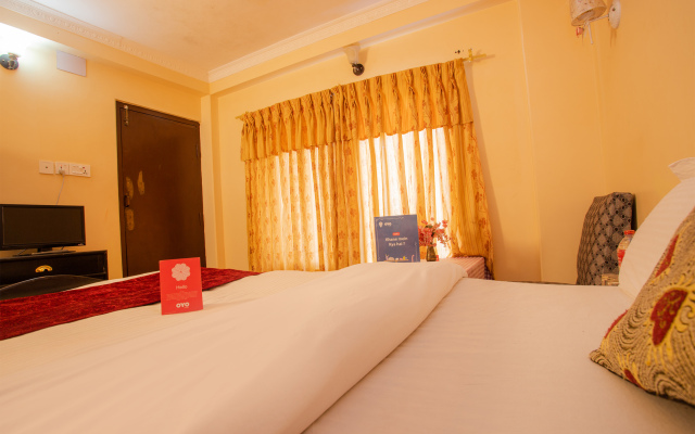 OYO 143 Hotel Stay Well