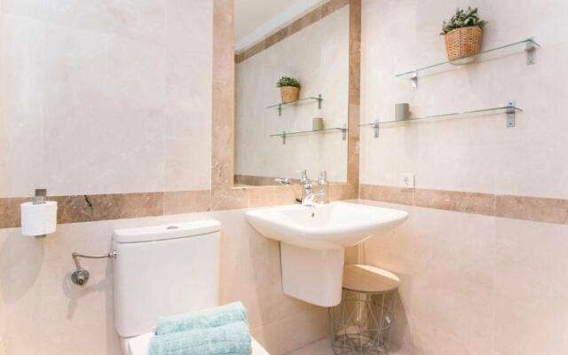 Malaga Center Flat Holidays Atarazanas Market