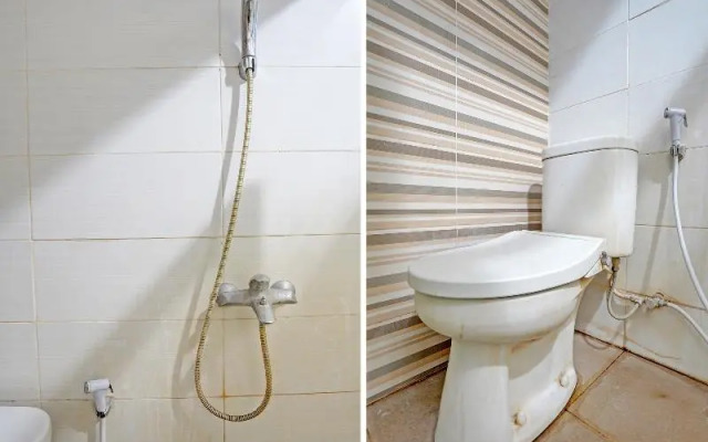 Hotel O Surabaya near Universitas Airlangga formerly Kertajaya Residence Surabaya