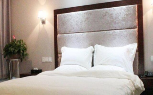 Kaifeng Dong Jing International Business Hotel