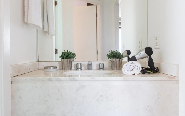 Easy Star - Lindo Flat na Vila Olímpia - YW01G