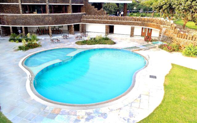 Seasons Park Resort