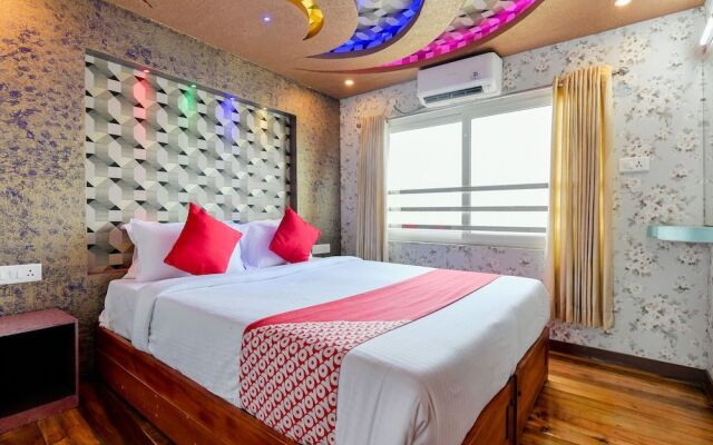 Oyo 24290 Houseboat Anugraha Deluxe