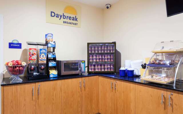 Days Inn by Wyndham Brooklyn Crown Heights